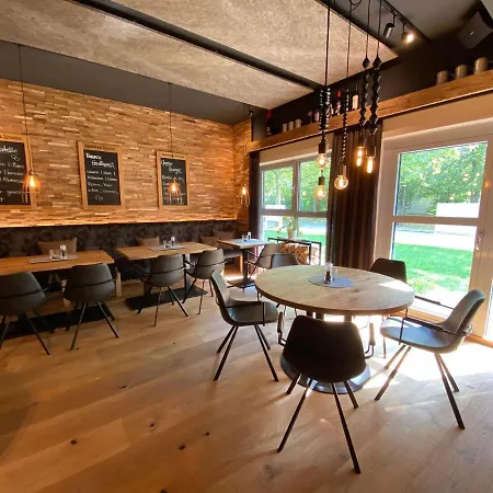 Dein Franz - Bistro, Kaffeebar & Outdoor-lounge - Hotel Bad Füssing