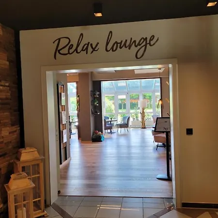 Dein Franz - Bistro, Kaffeebar & Outdoor-lounge - 3*