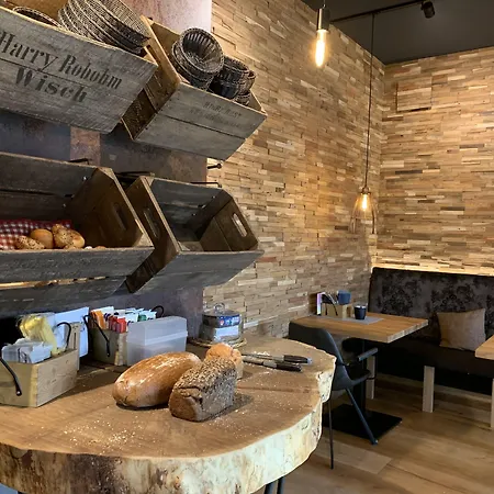 Dein Franz - Bistro, Kaffeebar & Outdoor-lounge -