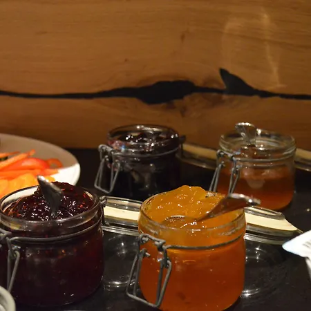 Dein Franz - Bistro, Kaffeebar & Outdoor-lounge - 3*