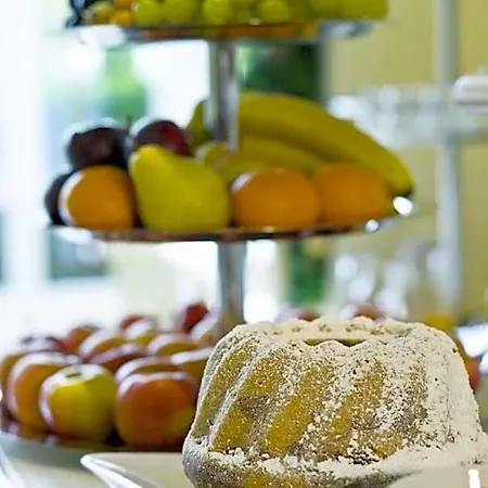 호텔 Dein Franz - Bistro, Kaffeebar & Outdoor-lounge -