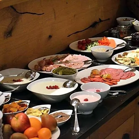 호텔 Dein Franz - Bistro, Kaffeebar & Outdoor-lounge - 바트푸징